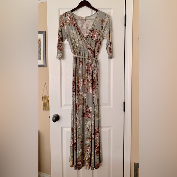 Pinkblush Dresses & Skirts - Pinkblush Long Floral Wrap Dress